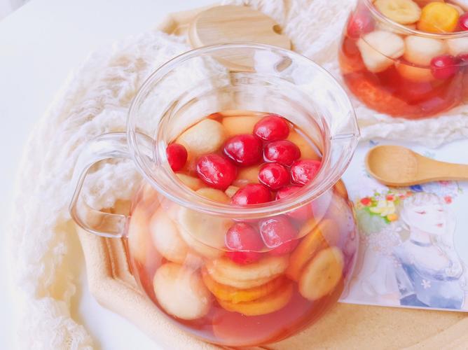 蜜桃蔓越莓水果茶的功效與作用及禁忌（蜜桃蔓越莓水果茶的功效和禁忌是什麼）1