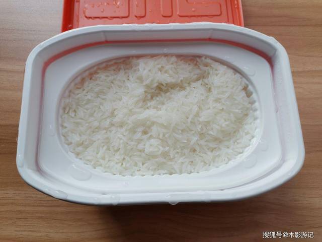自熱米飯是不是未烘制的大米（自熱米飯口感不太對）1