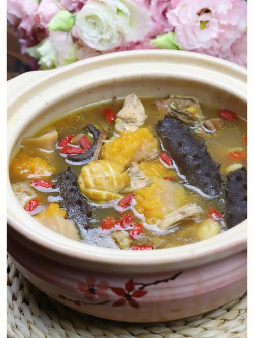 海參雞湯的做法（海參雞湯的烹饪方法）1