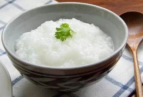 經常吃米飯泡湯好嗎（經常吃米飯泡湯好不好）1
