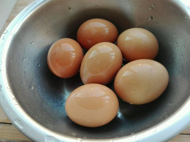 老式雞蛋的正宗做法和配方（怎樣制作正宗老式雞蛋）1