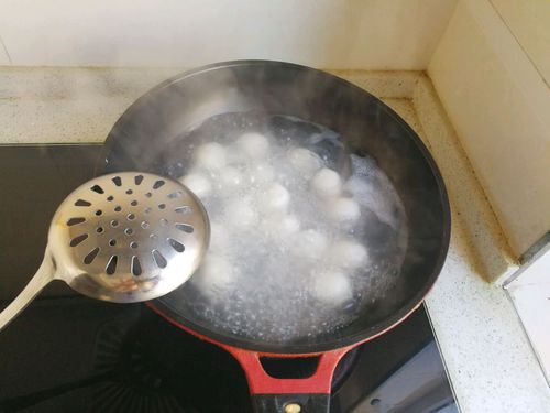 冷凍湯圓要煮幾分鐘（冷凍湯圓要煮六七分鐘）1