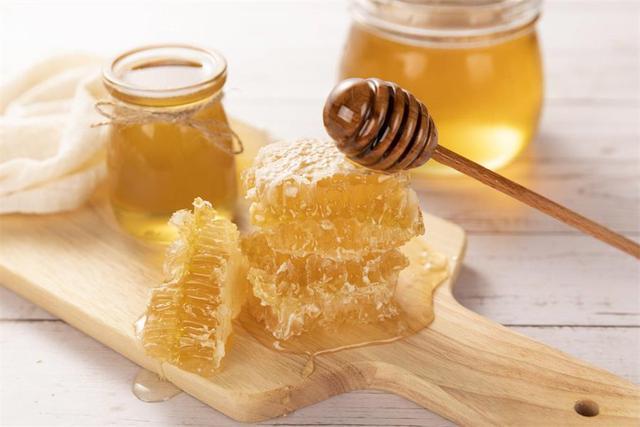 有蜂蜜能做什麼吃的（蜂蜜可以做什麼吃的）1