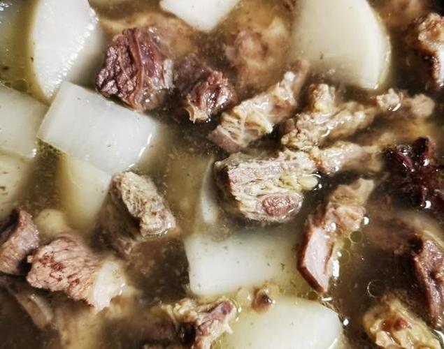 牛肉排骨湯做法和配方（怎麼做牛肉排骨湯）1