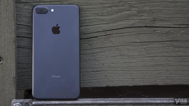 蘋果7和8哪個值得購買現在（買iPhone8還是iPhone7更值）4