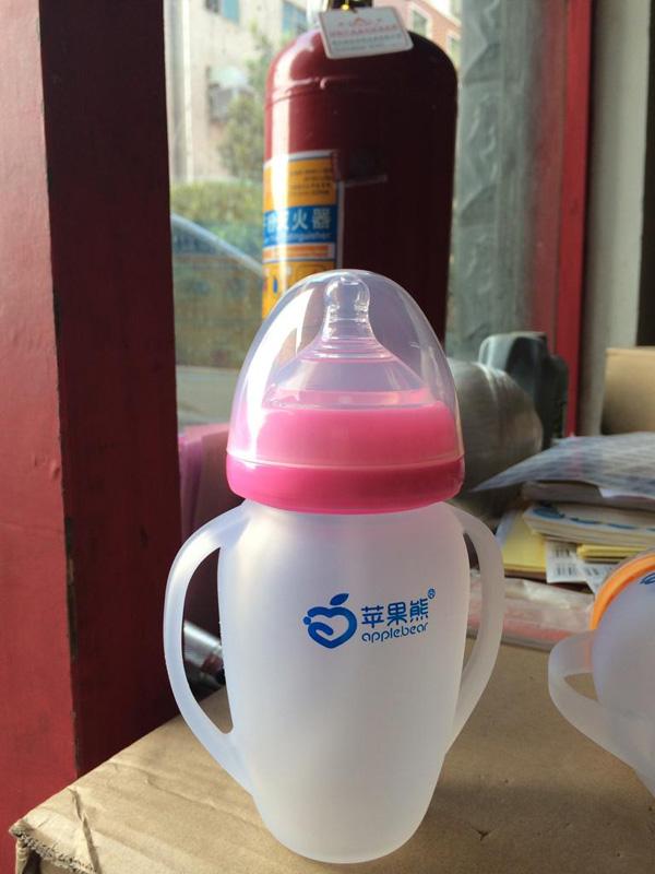 矽膠奶瓶一般用幾個小時（矽膠奶瓶多久換一次）1