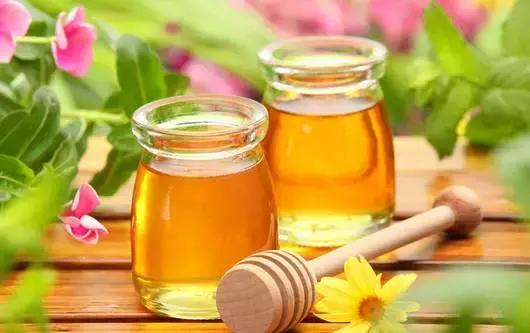 什麼樣蜂蜜才是真正的土蜂蜜（究竟怎樣的蜂蜜才稱得上是好蜂蜜）1