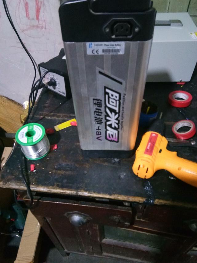 锂電池電源線更換（更換阿米尼锂電池）14