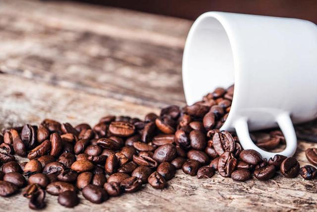 磨咖啡選什麼烘焙程度的咖啡豆（三種咖啡豆的烘焙程度解析）6