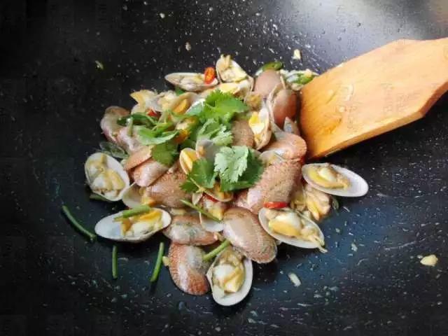 海鮮花蛤最經典的幾種做法（美味又不長肉是海鮮大排檔的必點菜）8