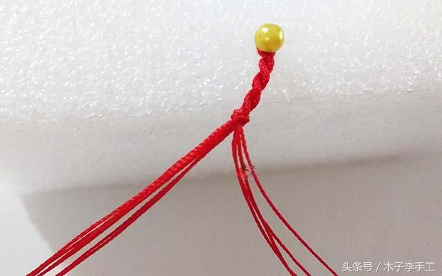 幸運紅手繩的編織方法（象征愛情的三生繩的手工紅繩編織教程）3
