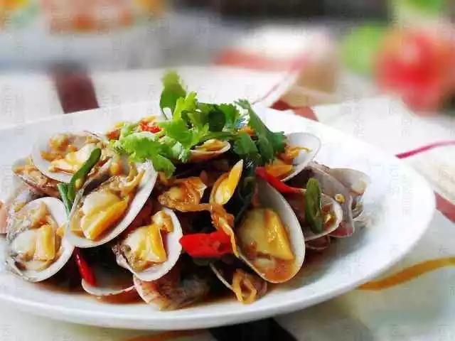 海鮮花蛤最經典的幾種做法（美味又不長肉是海鮮大排檔的必點菜）2