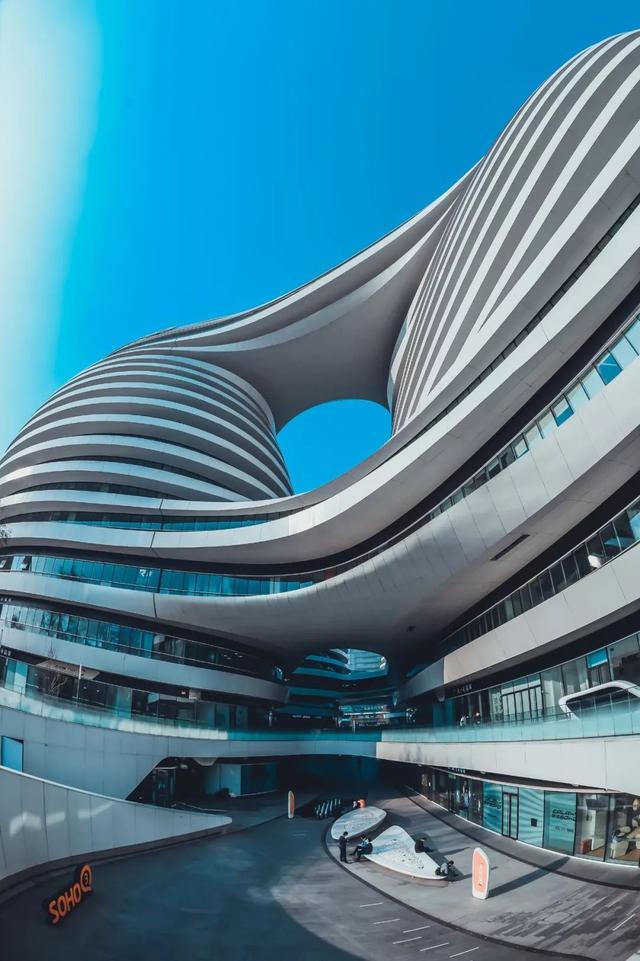上海紮哈設計的建築（尋找紮哈鏡頭下的北京兩大SOHO建築）9