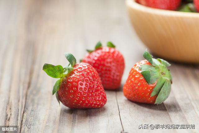 草莓怎麼辨别打過激素（打了激素的草莓怎麼區分）6