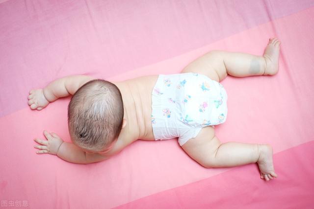 寶寶o型腿可以綁腿的方法（1歲寶寶o型腿用綁腿可以變直）9