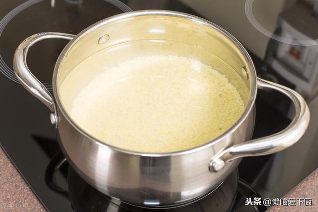 小米粥如何熬出米油（煮小米粥時怎樣熬出米油）(6)