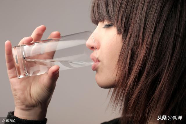 喝燙水為什麼會緻癌（過燙的水喝不得不是随便說說的）4