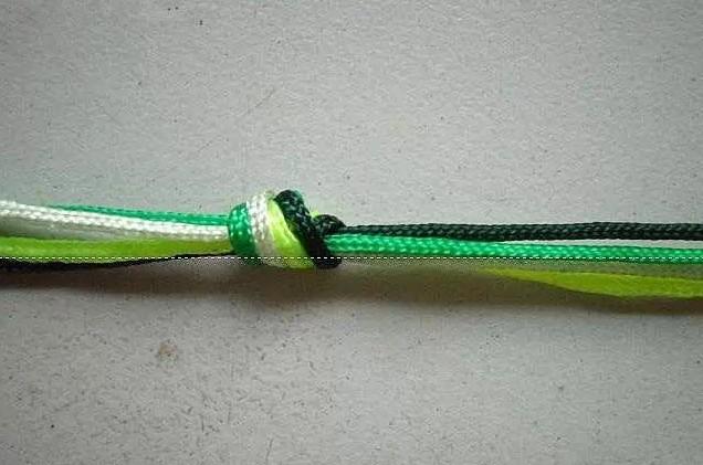 串珠手鍊編織教程圖解（清爽串珠手鍊----編織方法圖解）2