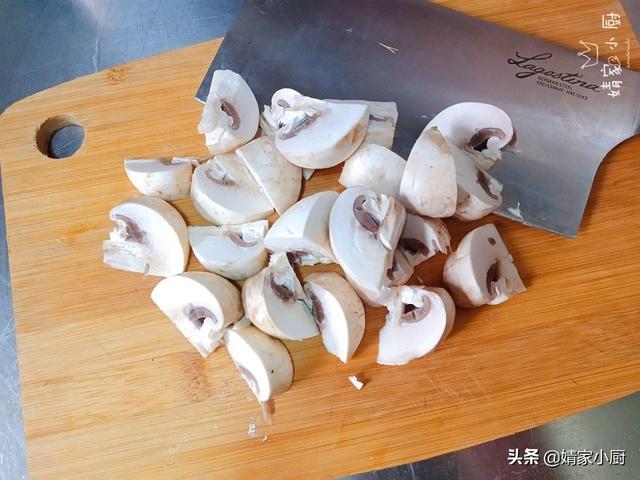 蒜香口蘑怎麼炒好吃（這樣燒口蘑）3