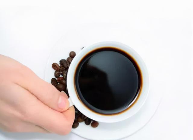 速溶黑咖啡能減肥嗎好喝嗎（黑咖啡減肥那些事）2