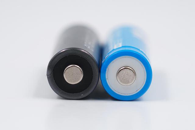 镉鎳電池平衡充電（一文看懂可循環充電的AA锂電池和鎳氫電池）5