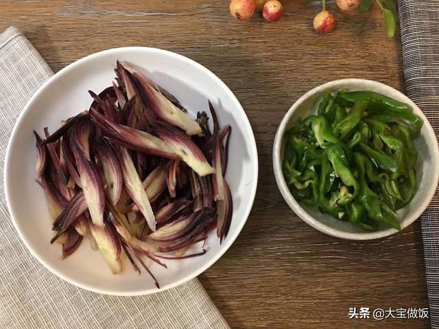 湖南辣椒炒野菜（它在農村是個寶）7
