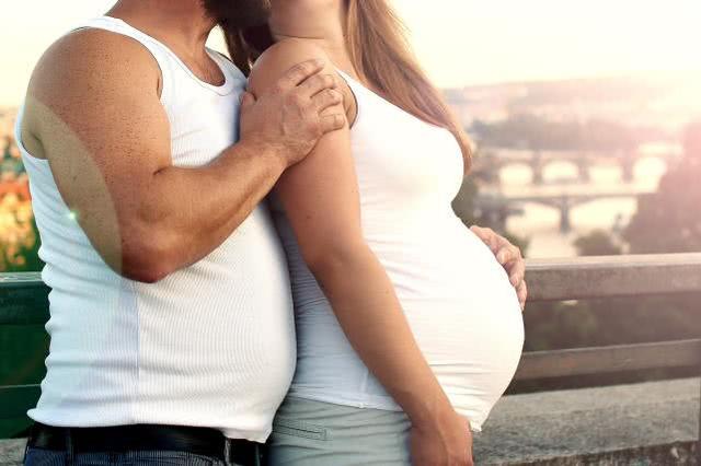 懷孕期間擔心寶寶的征兆（孕媽媽内褲上有這些信号）(1)