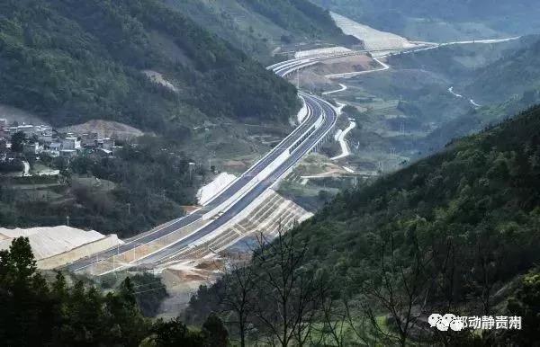 貴州第一條高速什麼時候建成（貴州又一條出省高速即将通車）2