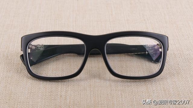 康明眼鏡框黑色純钛會不會掉鍍層（Hearts眼鏡闆材鏡框斷裂的修理維修）24