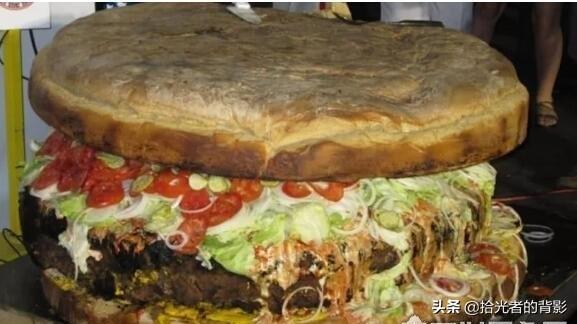世界上最長的漢堡（世界上最大的漢堡包）1