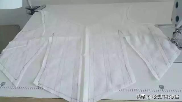 服裝紙樣設計與工藝制作（女裝紙樣以及服裝工藝的詳細教程）10
