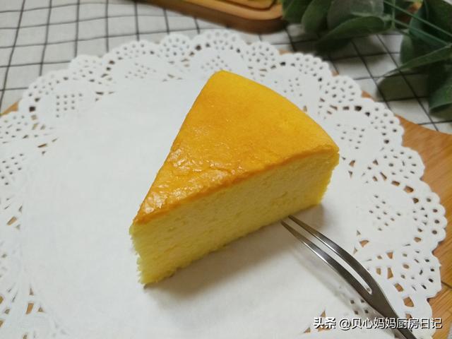 輕乳酪蛋糕怎麼做才能表面不裂開（教你做輕乳酪蛋糕）7