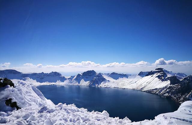 長白山天池是人工湖泊嗎（世界上海拔最高的火山湖）2