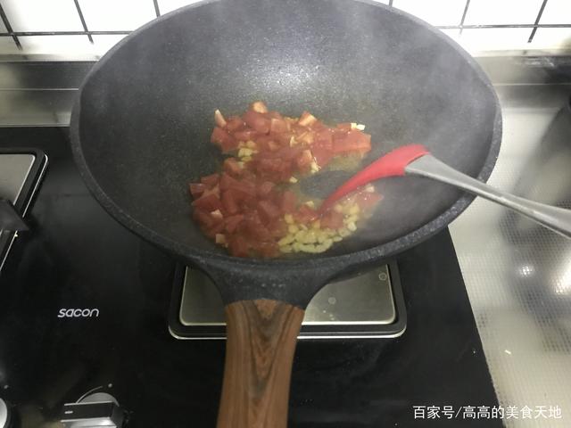 西紅柿疙瘩湯的做法竅門（西紅柿疙瘩湯這樣做太好喝）5