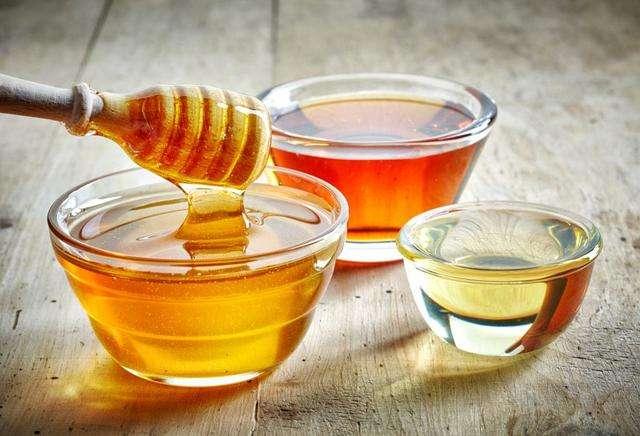 蜂蜜和什麼水果不能一起吃（蜂蜜水和什麼水果相克）3