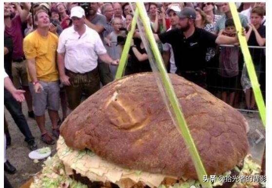 世界上最長的漢堡（世界上最大的漢堡包）3
