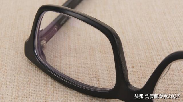康明眼鏡框黑色純钛會不會掉鍍層（Hearts眼鏡闆材鏡框斷裂的修理維修）89