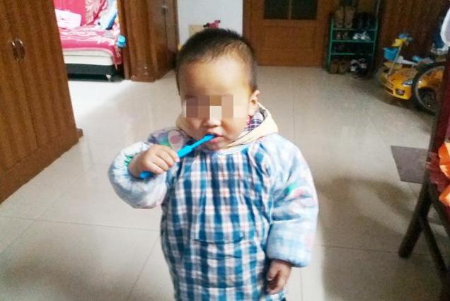 一歲以内寶寶刷牙正确方式（寶寶幾歲開始刷牙最合适）6