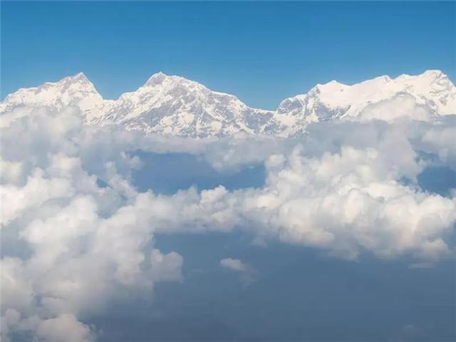世界上海拔最高的山脈是什麼山（世界上十大最高的山脈）3