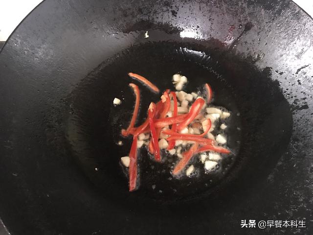 空心菜炒腐乳的做法竅門（這樣炒翠綠不發黑）4