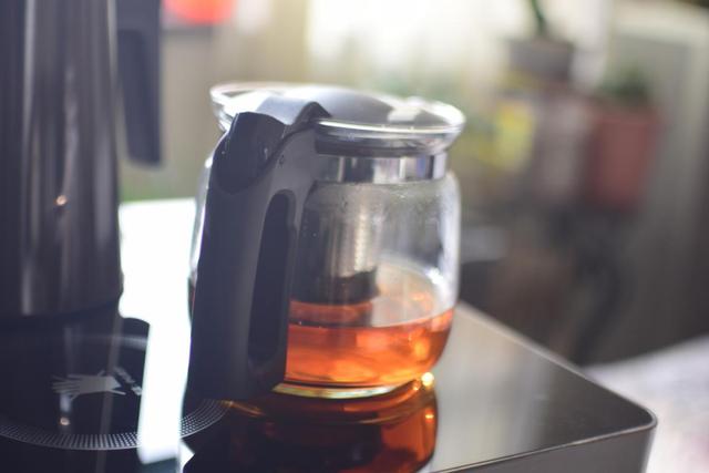 海爾茶吧機不吸水了（你還在用傳統淨水器嗎）15