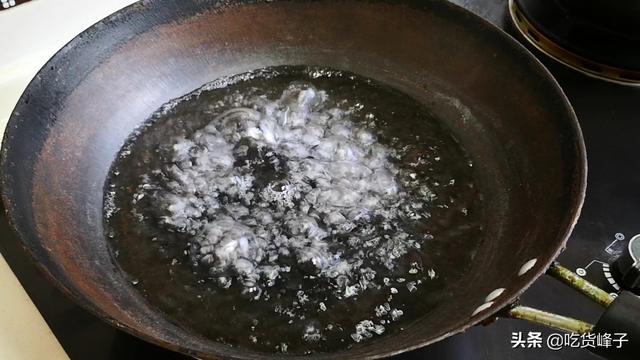 水煮蝦用冷水還是用熱水下鍋（用冷水還是熱水）7