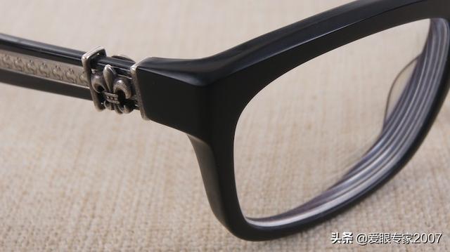 康明眼鏡框黑色純钛會不會掉鍍層（Hearts眼鏡闆材鏡框斷裂的修理維修）26