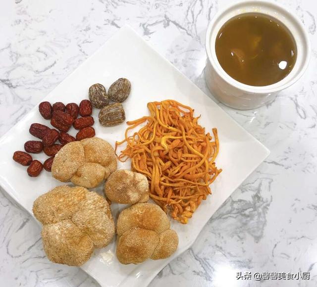猴頭菇湯的制作方法（3小時炖一口功夫湯）7