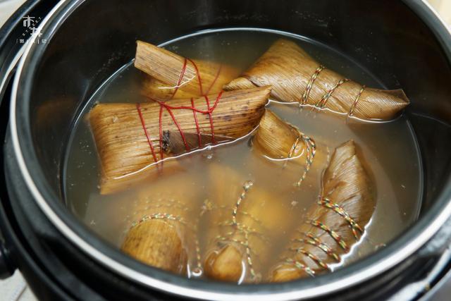 冷水煮粽子需要煮多久（用熱水還是冷水）5