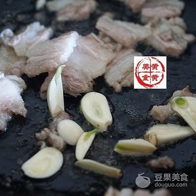 家常菜胡蘿蔔炒肉（兒菜胡蘿蔔炒肉片）5