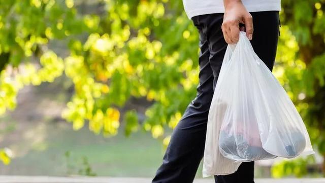 外賣年底禁用不可降解塑料袋（兩個月後一次性塑料袋禁止使用）1