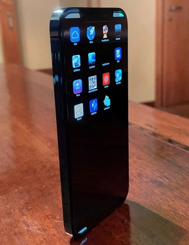 iphone12真機最新資訊（12另一個藍色版本被曝光）1