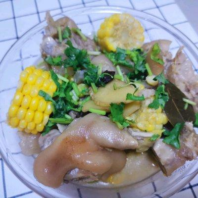 玉米煮豬蹄湯好吃嗎（沒有什麼是玉米炖豬蹄解決不了的）8