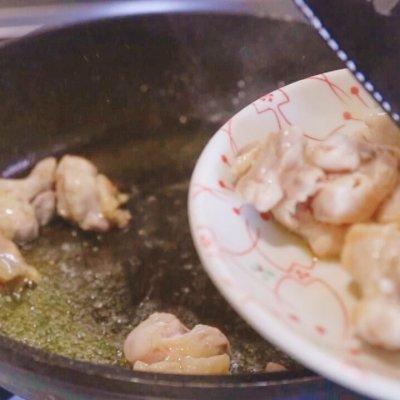 日式土豆雞肉咖喱飯的做法（日式雞肉咖喱飯）10